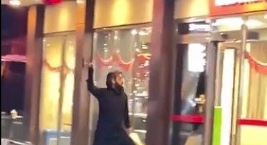 Mersin'de McDonald's şubesine saldırı