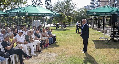 Mersin'de yaş almışlara "Yaşlılar Günü" etkinliği