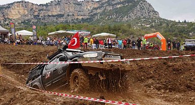Mersinde Off-Road rüzgarı esti