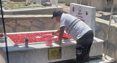 Milas Şehir Mezarlığı'ndaki özel harekat polisinin şehitliği yenilendi