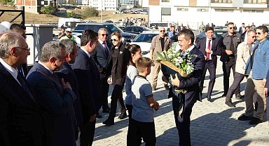 Milli Eğitim Bakanı Tekin, Çorlu'da okul açılışına katıldı