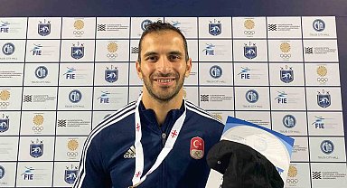 Milli eskrimci Enver Yıldırım, Tiflis'te bronz madalya kazandı