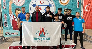 Milli Halterci Karaca Türkiye Şampiyonu