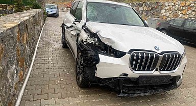 Minibüs bekleyen adama çarparak ölümüne neden olan sürücü ve arkadaşı yakalandı