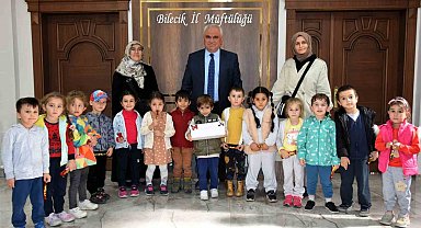 Minikler Gazzeli kardeşlerini unutmadı