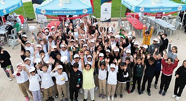 Miniklerin kutlaması erken başladı