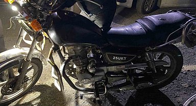 Motosiklet faresi polisten kaçamadı