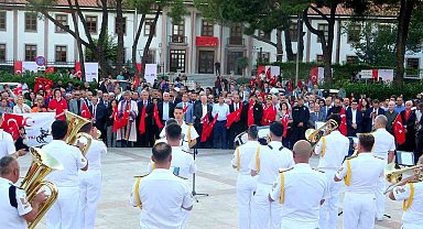 Muğla'da Cumhuriyetin 100.yılı kutlamaları yürüyüş korteji ile başladı