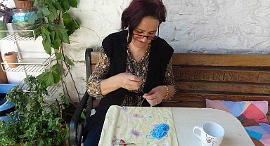 Muğla'da ev hanımları hem iş öğreniyor, hem de ev ekonomilerine katkı sağlıyor