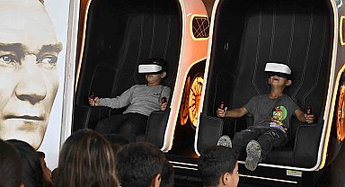 Muratpaşa Belediyesi, çocukları geleceğin dünyasıyla buluşturuyor