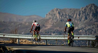 Muratpaşa Belediyesi'nden sıfırdan zirveye bisiklet yarışı