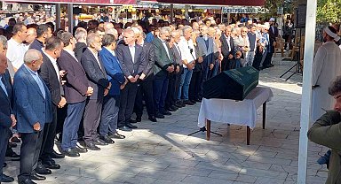 Necip Fazıl Kısakürek'in oğlu Mehmed Kısakürek son yolculuğuna uğurlandı