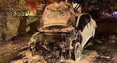 Nevşehir'de araç kundaklandı, o anlar kamerada