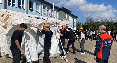 Öğrenci ve fabrika çalışanlarına afet farkındalık eğitimi