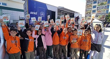 Öğrenciler depremi yaşayarak öğrendi