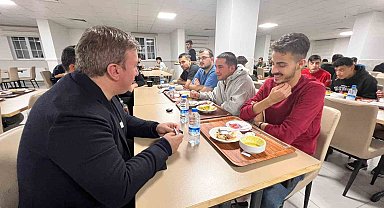 Öğrencilerden valiye bilet indirimi teşekkürü