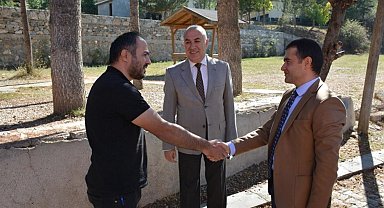 Okul müdürünün bağışlanan bilgisayarları satıp sanal bahse yatırdığı iddiası