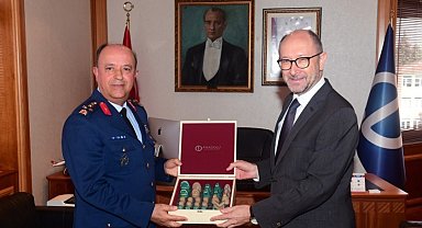 Orgeneral Güneykaya'dan Rektör Erdal'a iade-i ziyaret