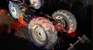 Orman işçisi traktörün altında kaldı