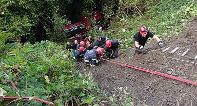 Orman İşletme arazözü 30 metrelik uçurumdan uçtu: 1 ölü, 3 yaralı,