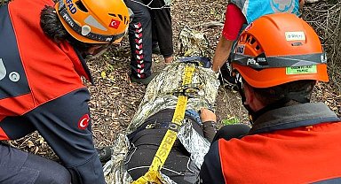 Ormanda mahsur kalan kişi kurtarıldı