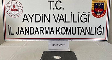 Otobüste seyahat ederken uyuşturucu madde ile yakalandılar