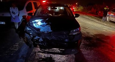 Otomobil ile çarpışan motosiklet sürücüsü yaralandı