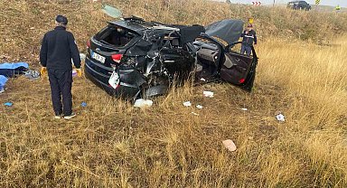 Otomobil takla attı: 1 ölü 2 yaralı