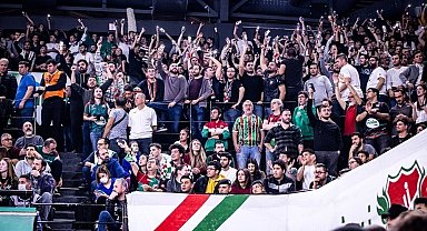 P. Karşıyaka'nın konuğu Fenerbahçe