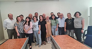 PAÜ'nün gönüllü arama kurtarma ekibine eğitiliyor