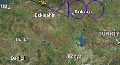 Pegasus'un 100'üncü yıl özel uçuşunda havada '100' çizildi