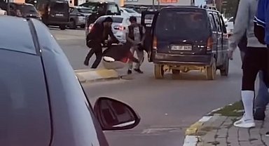 Pendik'te trafikte sopalı kavgalar kamerada