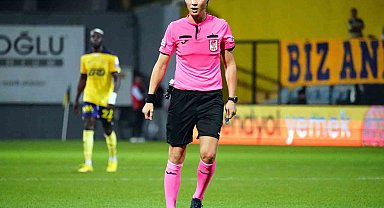 Pendikspor - Sivasspor maçında Turgut Doman düdük çalacak