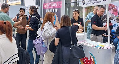 Polis ekiplerinden 5 bin 860 üniversite öğrencisine bilgilendirme