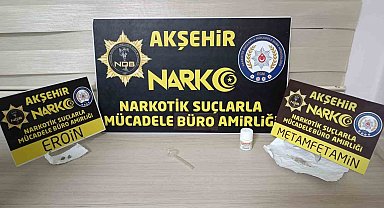 Polisi görüp kaçan şüphelinin aracında uyuşturucu çıktı