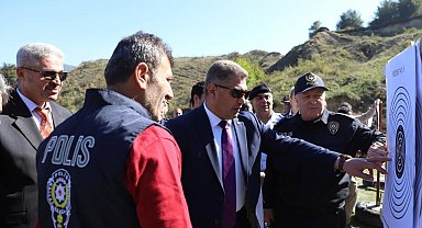 Polisler hedefi 12'den vurdu