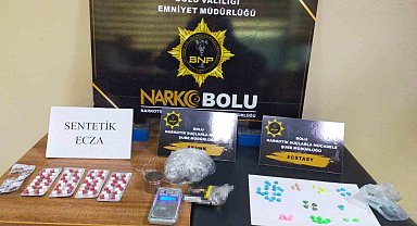 Polisten 4 şüphelinin evine uyuşturucu operasyonu