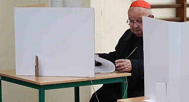 Polonya'da halk sandık başında