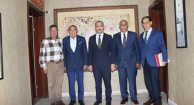 Prof. Dr. Esfender Korkmaz Çıldır'ı Ziyaret Etti