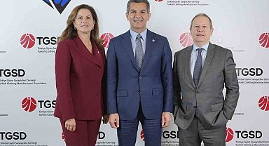 "Hazır giyim sektörünün geleceği dönüşüme ve kamu desteğine bağlı"