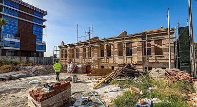 "Tarihi Üçüz Bina" yeniden hayat buluyor