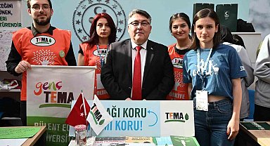 Rektör Özölçer, Öğrenci Toplukları Tanıtım Günleri'ne katıldı