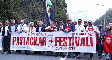 Rize'de pastacılar festivali renkli görüntülere sahne oldu