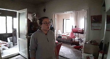 Rögar tıkandı, vatandaşın evi atık suyla doldu