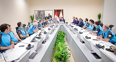 Sağlık Bakanı Koca: "20 kişilik sağlık personeli Mısır'a ulaştı"