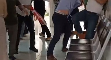 Sağlık ocağını basıp doktorları darp ettiler: Olay anı kamerada