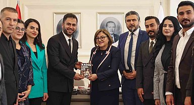 Şahin, gençlere yönelik yapılacak projeler hakkında fikir alışverişinde bulundu