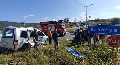 Sakarya'da duble yolda kaza: 7 yaralı