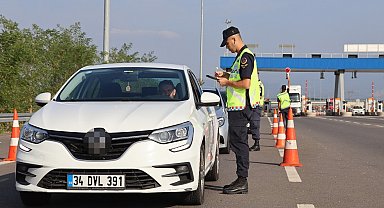 Sakarya'da uyuşturucu ve asayiş denetimi: 9 tutuklama