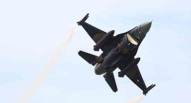 Samsun'da Solo Türk gösterileri nefes kesti